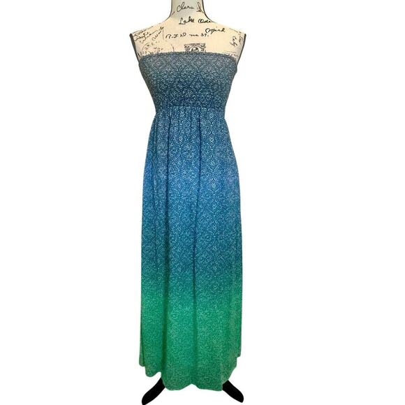 OLD NAVY OMBRE DRESS MAXY STRAPLESS SZ S BLUE GREEN WAVY RUCHED BEACHY AESTHETIC - Picture 1 of 15
